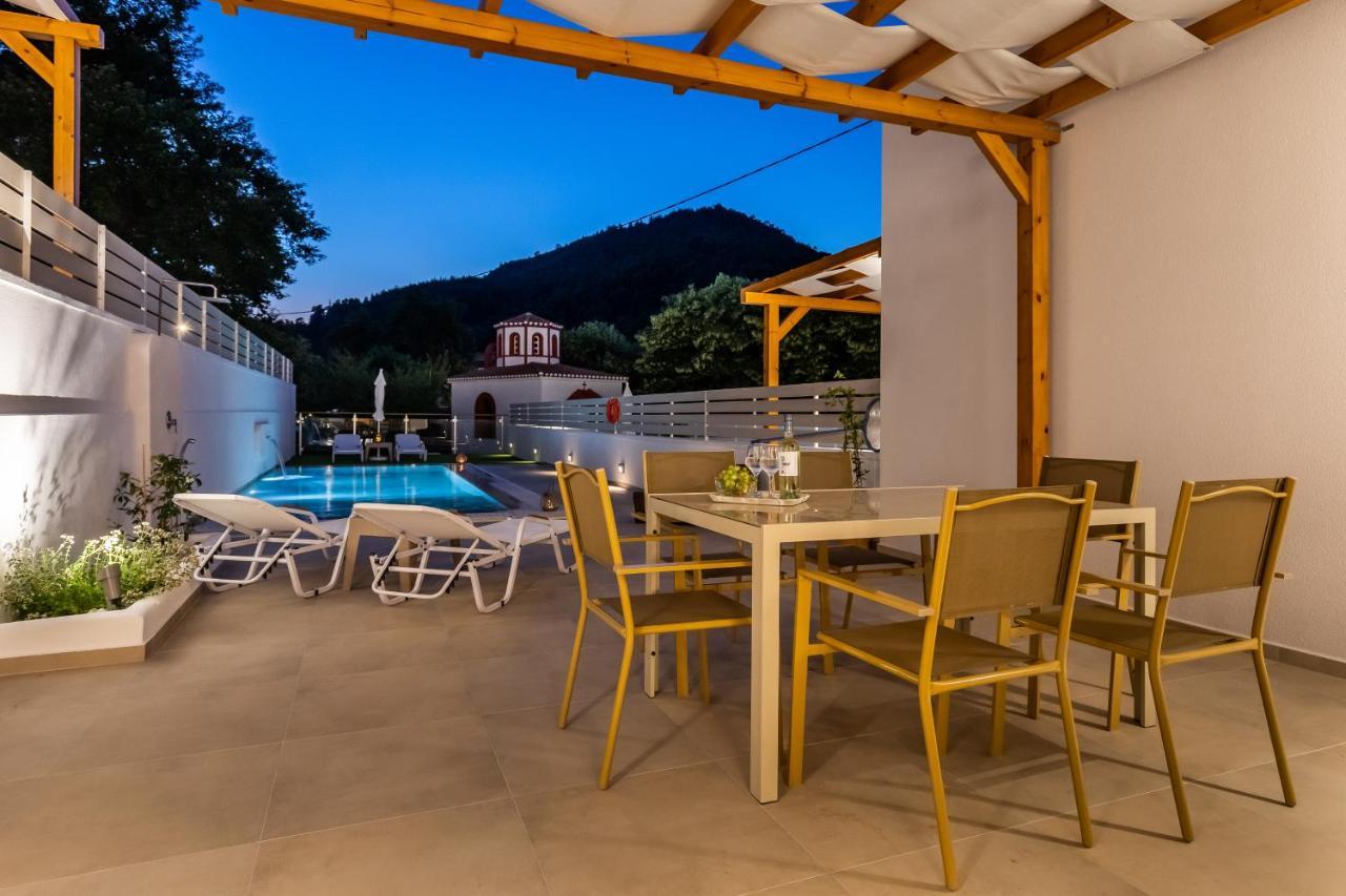 Agnontas Luxury Villas Exterior photo